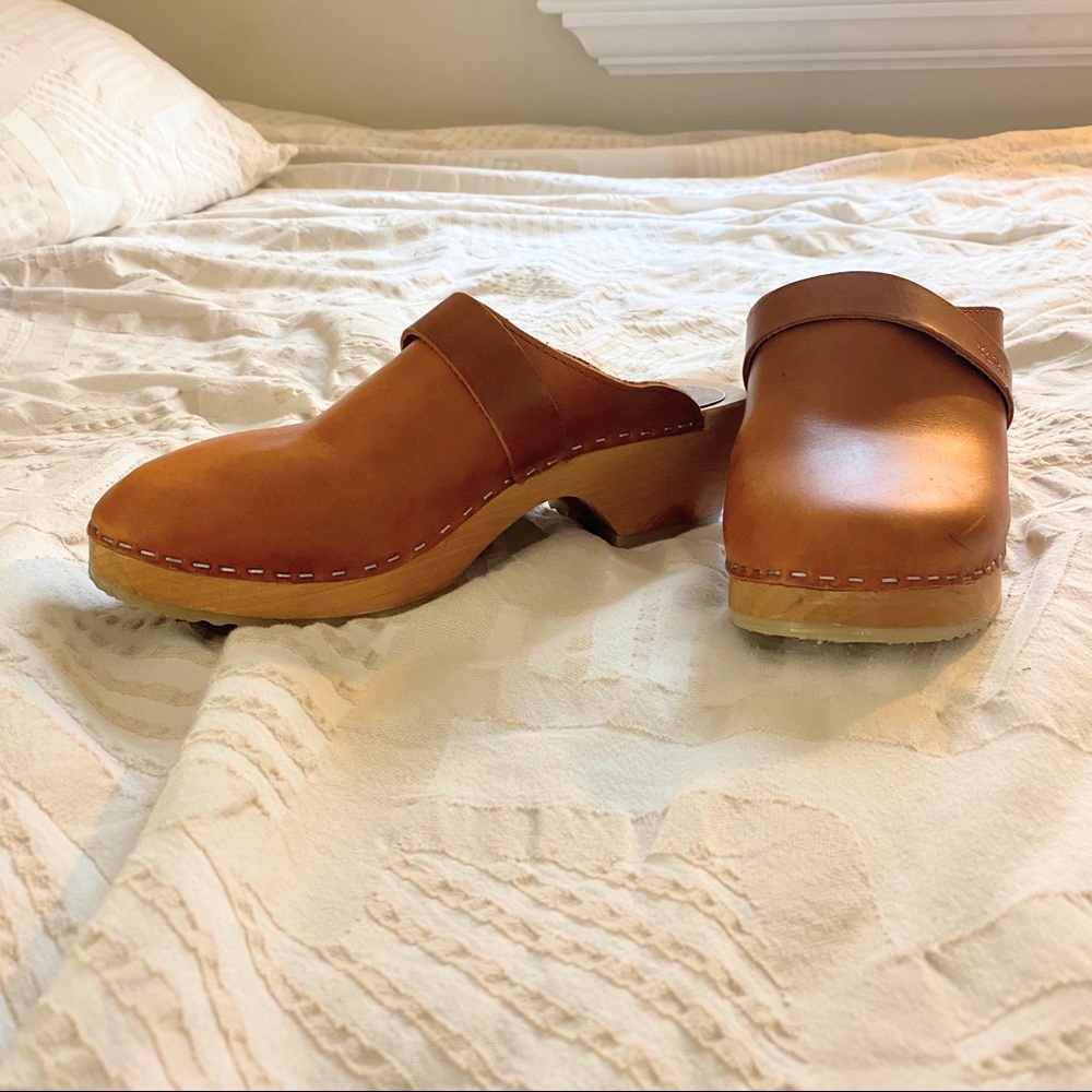 MAGUBA Berkeley clogs in cognac